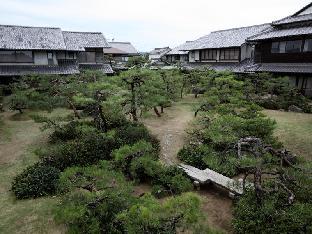 2-4-40 Higashikaratsu, Karatsu city