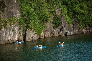 Cat Ba Island