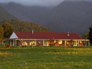 Misty Peaks Boutique Accommodation