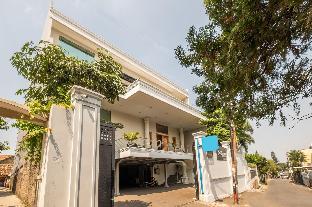 7, Jl. DR. Djundjunan Dalam II No.7, Pajajaran, Cicendo, Kota Bandung, Jawa Barat, Bandung