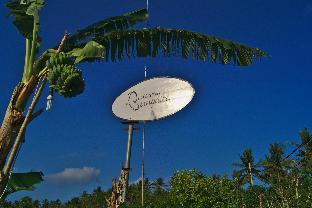 Jl. Crystal Bay, Desa Saki, Kecamatan Nusa Penida