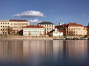 Four Seasons Hotel Prague