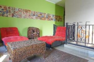 0916e3e97ca76b98e284dcdbace0a9ca (Residences by RedDoorz near Kemang Square – Jakarta, Indonesia)