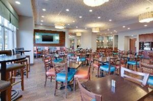 1504821_17032302210051692161 (Drury Inn & Suites Charlotte Arrowood – Charlotte (NC), United States)