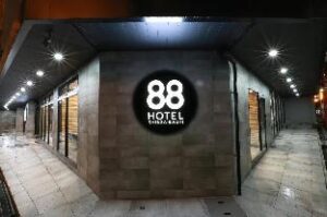 1622061_17011415450050320450 (Hotel 88 Shinsaibashi – Osaka, Japan)