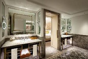307e43d340ecaf4586a0b079402e1a8b (Lotte Hotel Seoul Executive Tower – Seoul, South Korea)