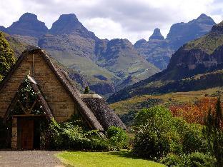 Cathedral Peak Hotel