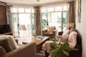 4d6e5ac218d791de155ad8d4f2e79630 (Sea Change Beachfront Apartments – Cairns, Australia)