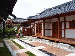 Sarangroo Guesthouse