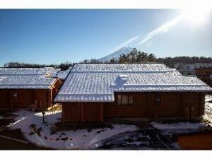 6983258_19041515020073748288 (Fujisan Resort Loghouse Fuyo-no-yado – Fujikawaguchiko, Japan)