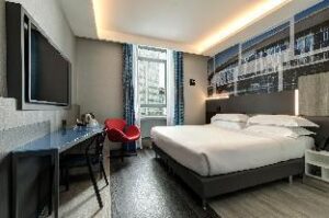 6ed7da25c252fd334c4df039318326af (iQ Hotel Milano – Milan, Italy)