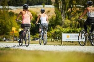 706094_17061115270053596503 (Kinross Cottages- Boutique Vineyard Hotel – Queenstown, New Zealand)