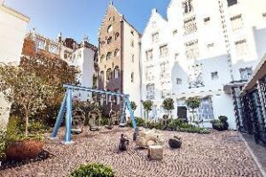 7655_16112222090048998344 (Pulitzer Amsterdam – Amsterdam, Netherlands)