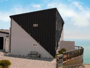 8014408_19061113560075700835 (Grid1398 Pension – Namhae-gun, South Korea)