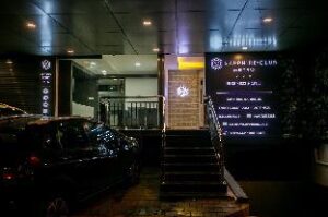 8776443_19071718060078199266 (Sapphire Club Metro Hotel – Kochi, India)