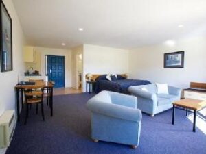 91323_14111305390023320443 (Akaroa Criterion Motel – Akaroa, New Zealand)