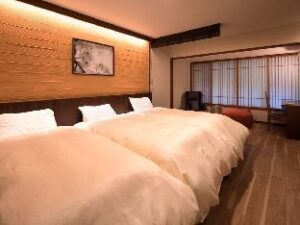 923201_17092114170056687758 (Hotel Miyajima Villa – Hiroshima, Japan)
