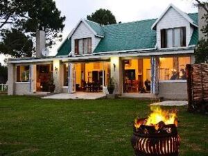 985742_15072813430033171964 (Tniqua Stable Inn – Plettenberg Bay, South Africa)