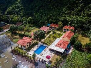 b68dc0515f3deee4850c921e8e76158a (Trang An Retreat – Ninh Binh, Vietnam)