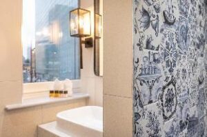 e0165159d25be8e612379b303721e721 (Hotel Indigo Manchester – Victoria Station – Manchester, United Kingdom)