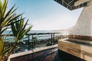 6383559_19010521410071104623 (Chuanfanrock Haku Beach Days Inn – Kenting, Taiwan)
