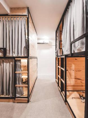 Murals Sleepbox (Capsule Hostel) – Cebu, Philippines