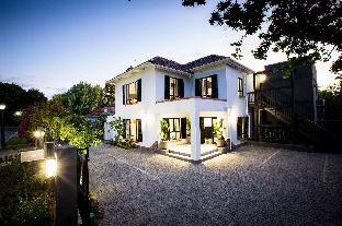 Twice Central Guesthouse