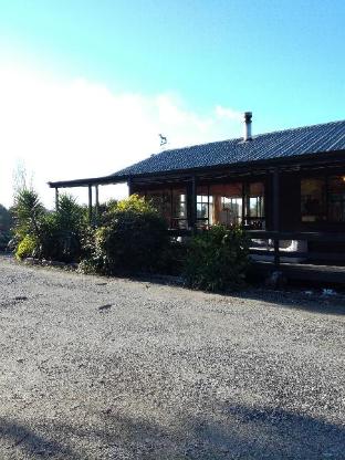 Juno Hall – BBH – Waitomo, New Zealand