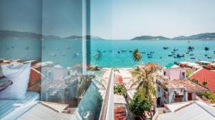 Aqua Seaview Hotel – Nha Trang, Vietnam