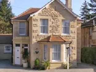 Chestnuts House – Bath, United Kingdom