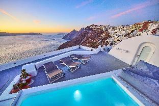 Trieris Villa & Suites – Santorini, Greece