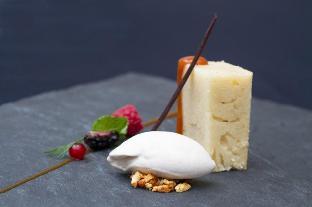 Praca da Liberdade, 25